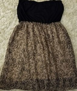 bee stitched dress, size L